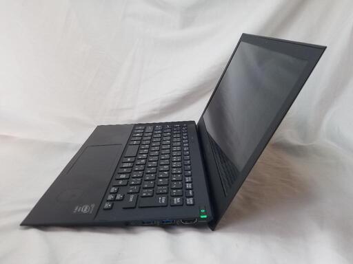 ノートパソコン 【超軽量❗】SONY VAIO SVP1121A2J windows11 