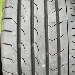 取引き中　使用期間6ヶ月　ヨコハマ ブルーアース RV03 215/60R17 ホイール付き4本セット
