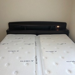 【あんしん決済】クイーンベッド　フレームマットレスセット　ニトリ