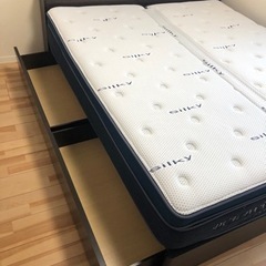 【あんしん決済】クイーンベッド　フレームマットレスセット　ニトリ