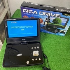 GIGA DRIVE  ポータブルDVDプレーヤー