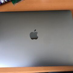 【最終値下げ】MacBook Pro MPXV2J/A 13イン...