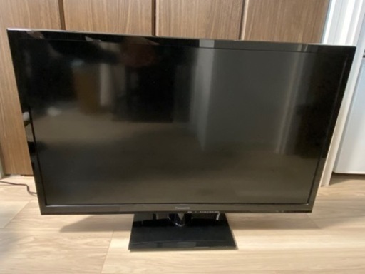 【値下げしました】Panasonic ハイビジョン液晶テレビ 32型 TH-32A300 2019年製 付属品あり 【値下げ可】