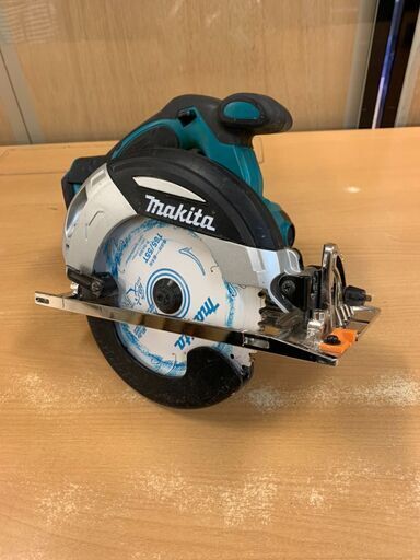 【モノマニア四日市】【引取限定】マキタ makita 充電式マルノコ 18V HS630D 本体のみ