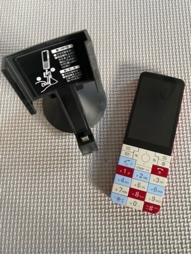 INFOBAR xv シムフリーにしてません。 【INFOBAR xv】SIMカード(au 