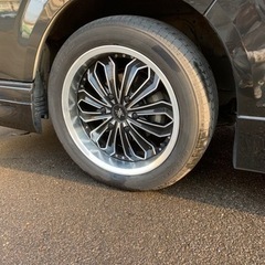 ハイエース200系18インチ