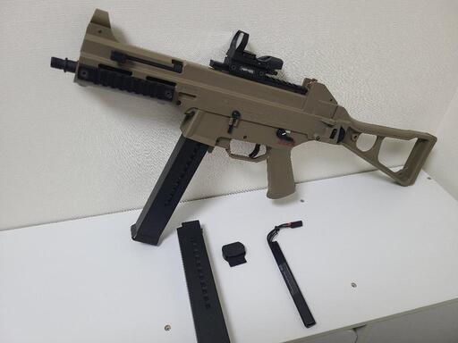 電動ガン　UMP