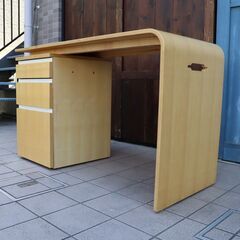 ACTUS(アクタス)で取り扱われていたvario(ヴァリオ) メープル材 デスク