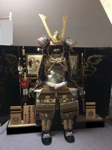 着用鎧兜　五月人形