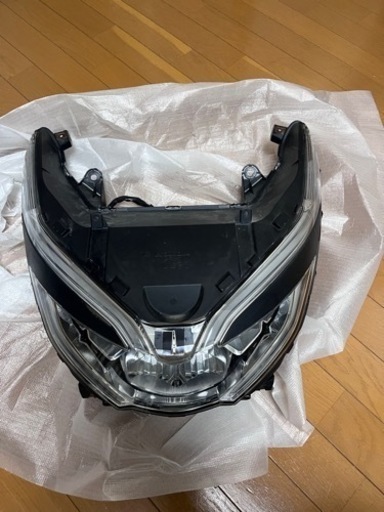 Amazon.co.jp: 純正タイプ ヘッドライト PCX 125 150 2018-2020 JF81 KF3 クリアhl-pcx125-2 :  車＆バイク