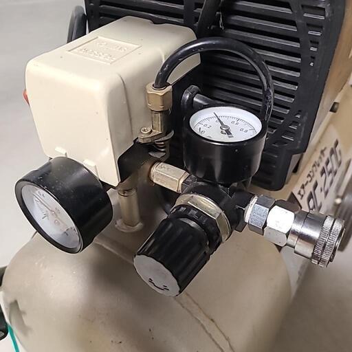 エアーコンプレッサー　AC-250G