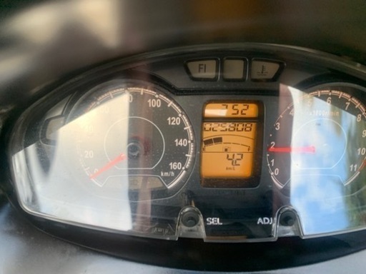 SUZUKI バーグマン200 ビッグスクーター 通勤 通学 リヤタイヤ新品