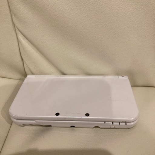 ニンテンドー3DSLL本体