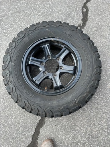 Goodrich 215 75 15 200系ハイエース