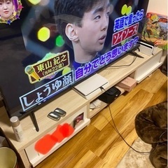 テレビボード