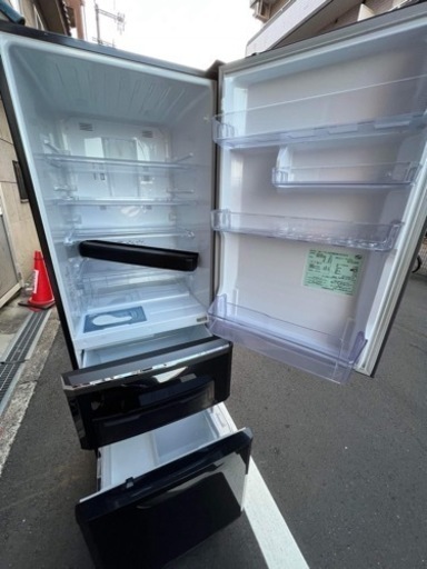 大阪市内配達設置無料 三菱冷蔵庫370L 自動製氷機付き保証有り - 冷蔵庫 