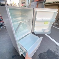 3枚ドア冷凍冷蔵庫㊗️大阪市内配送設置無料㊗️保証1ヶ月