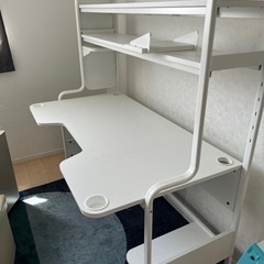 【決まりました】IKEA ゲーミングデスク FREDDE フレッ...