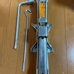 【交渉中】日産純正 セレナ C26 ジャッキ&工具セット