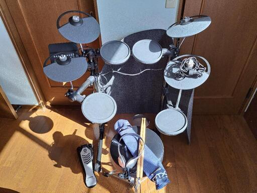 ヤマハ電子ドラム DTX480KSCがお買い得に！ ローランドV-Drums TD-11K 