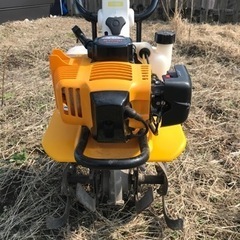 耕運機　　畑仕事に大活躍。