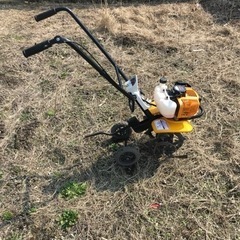 耕運機　　畑仕事に大活躍。