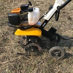 耕運機　　畑仕事に大活躍。