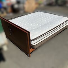 ニトリ クイーンベッド&マットレス付き】配送設置無料♬-◇美品 送料