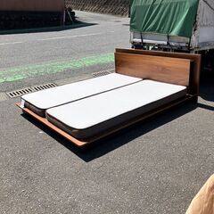 ベッド 写真はイメージです。 ジェームズ・ティソ ポスター 最後の夜です プリント キャンバス 絵画