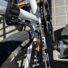 クロスバイク 新品同様 完全組立品 26インチ