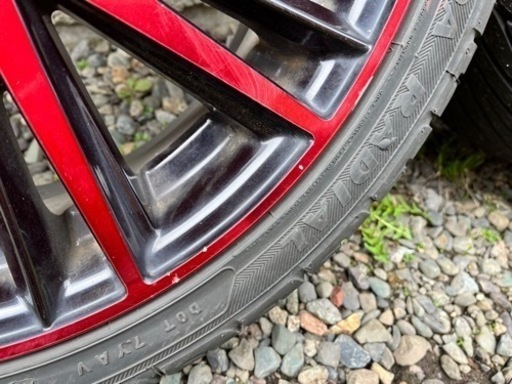 ロクサーニ　マグナス　18インチ ブラックレッド ホイールセット ロクサーニ マグナス 18インチ レッドブラック