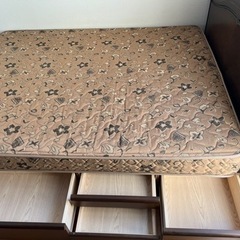 ワイドダブルベッド　クイーンサイズ