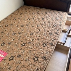 ワイドダブルベッド　クイーンサイズ