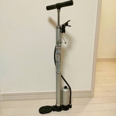 自転車空気入れ　300円