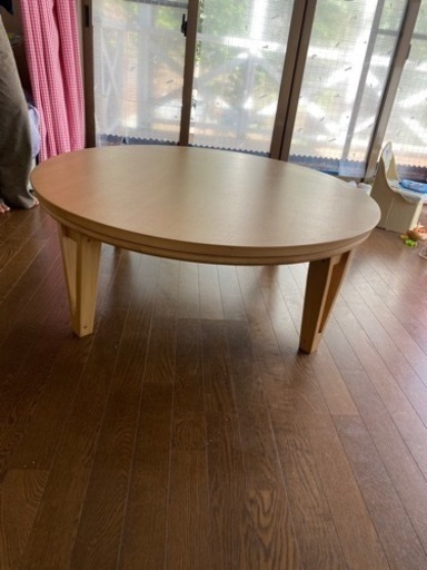 元値4万3千円 丸型こたつテーブル直径105cmです