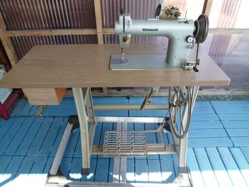 引取り限定・福岡県/JANOME ジャノメ 職業用ミシン 工業用ミシン MODEL 763/足ふみ・台付き・取説有・長期保管中古品/針上下確認