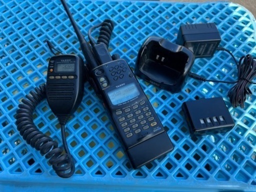 YAESU アマチュア無線　デュアルバンド　ハンディ