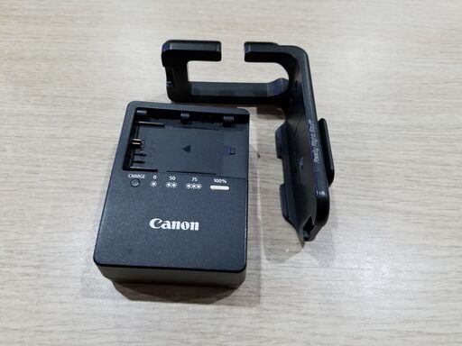 ✨安心の動作保証付✨Canon 2009年製 デジタル一眼レフカメラ EOS7D【愛市HA019804-104】