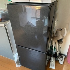 黒い冷蔵庫(無料)