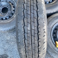 200系ハイエース純正ホイール&タイヤ