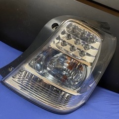 トヨタSAI AZK10 テールランプ