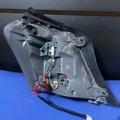 トヨタSAI AZK10 テールランプ