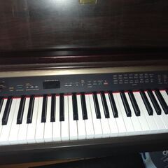 電子ピアノ　CLP-130 2002年製