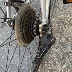 💋💋　クロスバイク　ＧＩＡＮＴ　3x8変速　フレーム　アルミ　シマノ　タイヤ　新品　チェーン　新品　サイド　新品