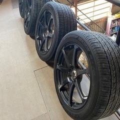 ホイール、タイヤ 225/50/18 18×8J 45