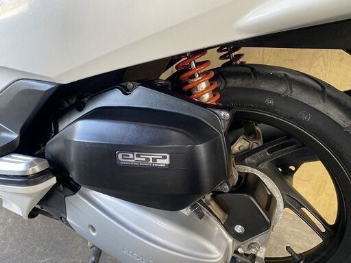 PCX125 JF56 ホワイト PCX125 JF56 ホワイト 9415km ローダウン仕様