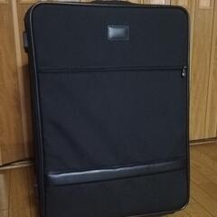 【未使用】スーツケース　ソフトスーツケース　ベルト付き