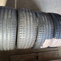 商談中【美品】夏タイヤ 235/35R19 ファルケン 履き替え