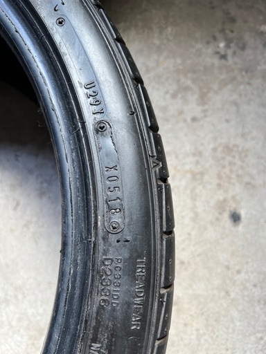 FALKEN AZEST 510 235 35 19 タイヤ
