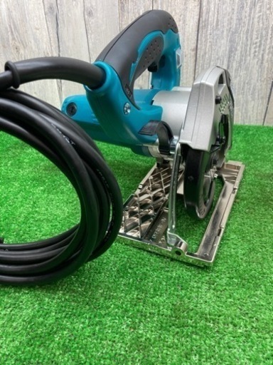 中古美品● makita 125mm丸ノコ 5230●C●